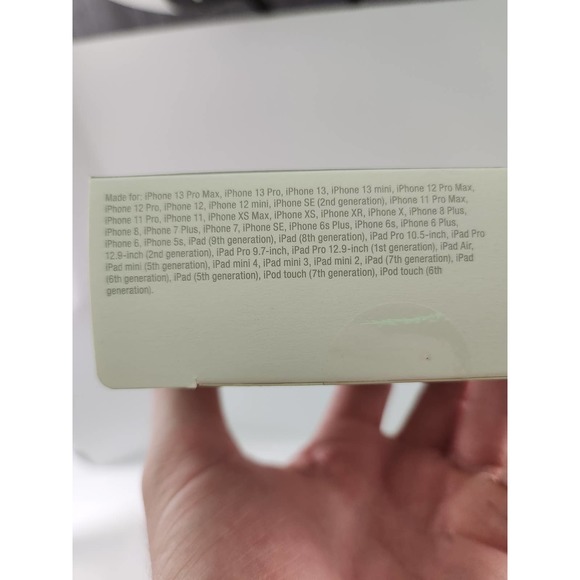 6ft Heyday IPhone | IPad Charger - Picture 6 of 8